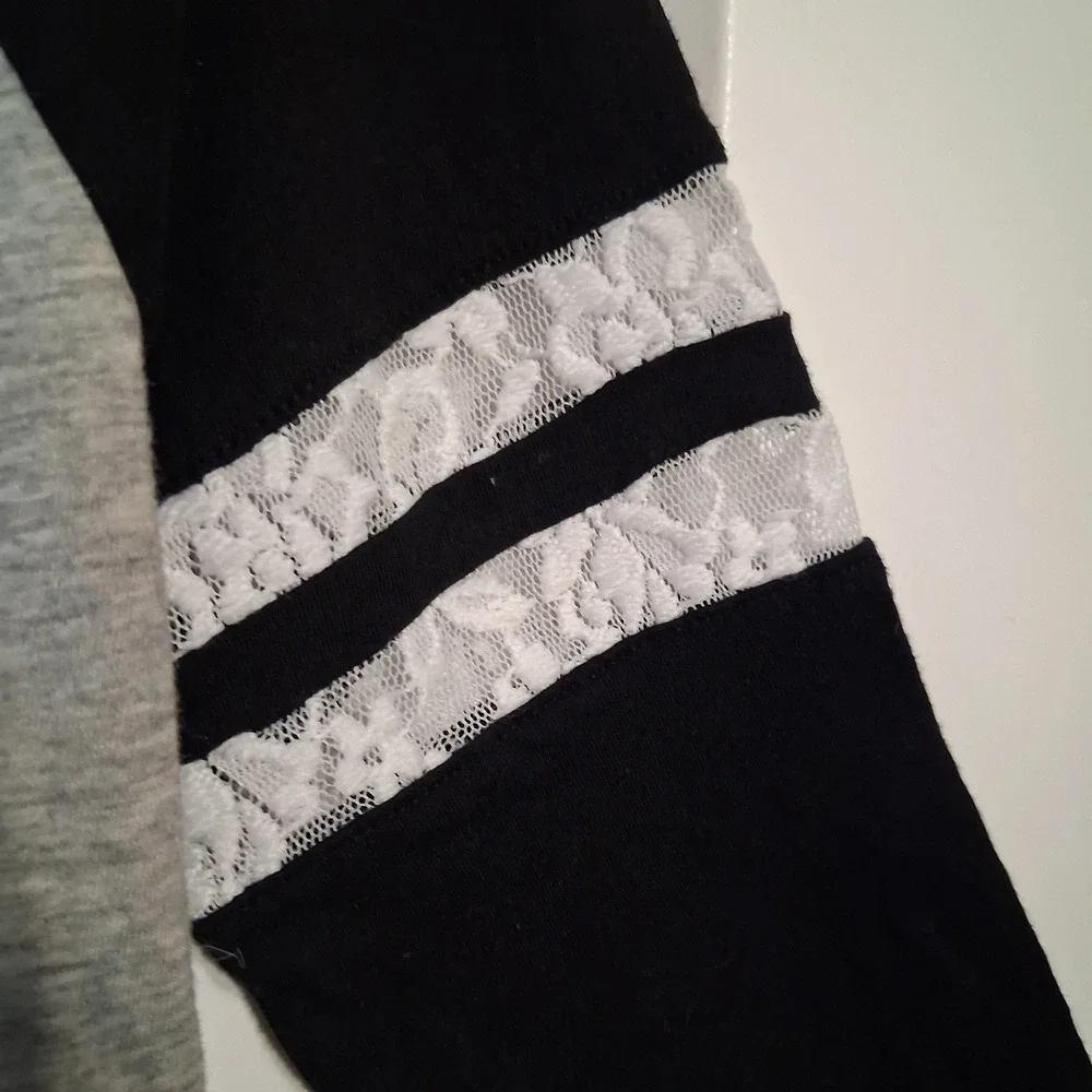 Justice Active Girls Gray Black Raglan Baseball Tee Crown Lace Stripes Size 12